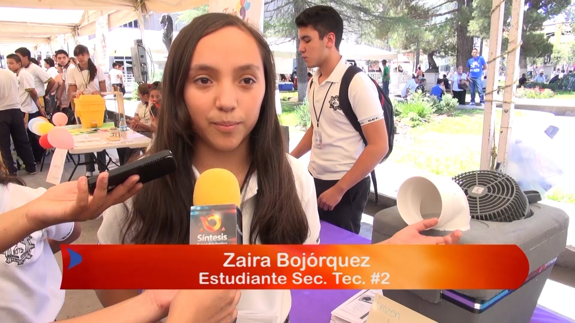 Exponen estudiantes proyectos de ciencia, tecnología y arte